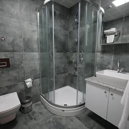 Hotel Marlen Bayrakli 4*