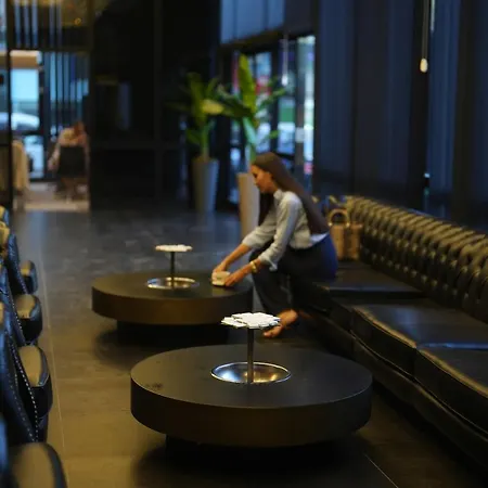 Marlen Bayrakli Σμύρνη