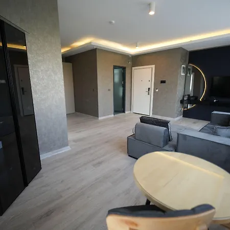 Marlen Bayrakli Hotell 4*