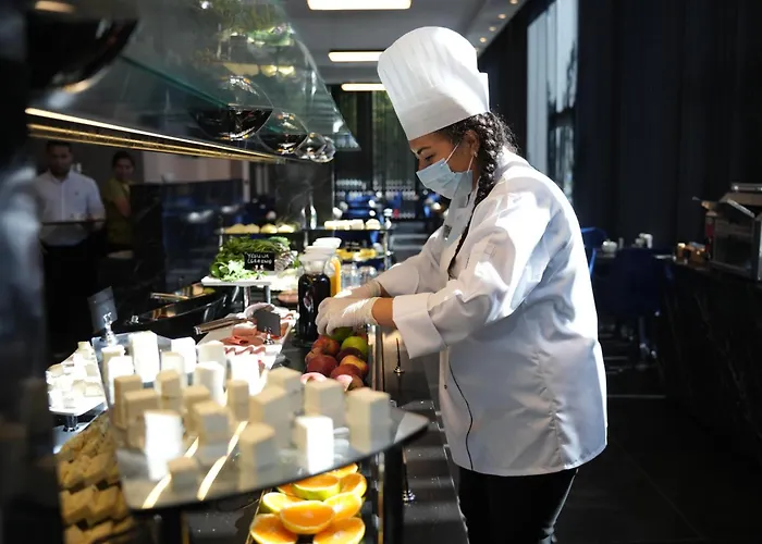 Marlen Bayrakli Hotel Smirne