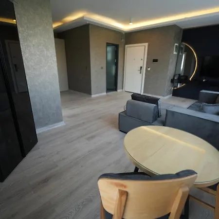 Marlen Bayrakli İzmir