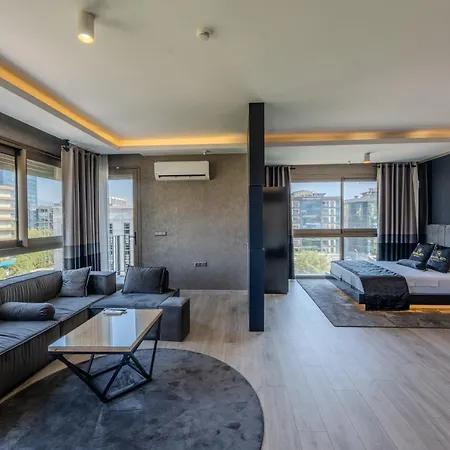 Marlen Bayrakli Hotel