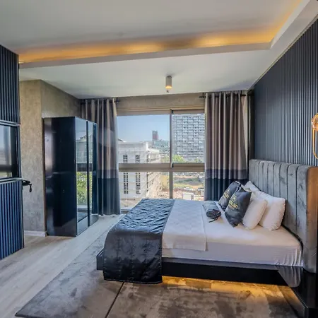 Marlen Bayrakli Hotel