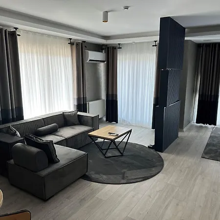 Hotel Marlen Bayrakli