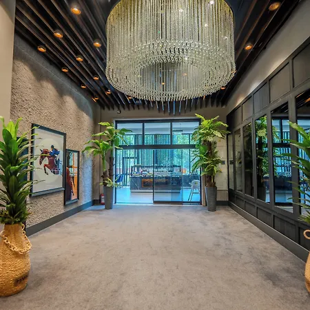 Hotel Marlen Bayrakli