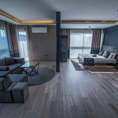 Marlen Bayrakli 4*