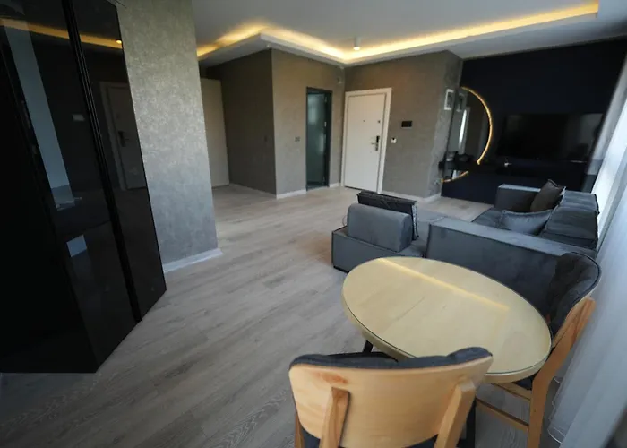 Marlen Bayraklı İzmir