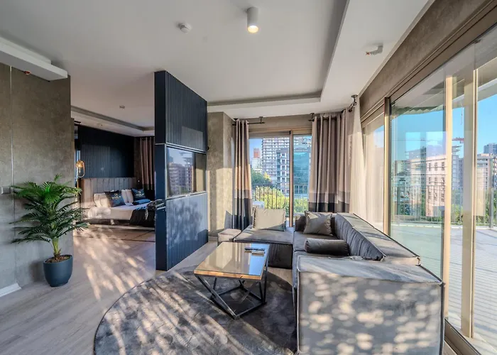 Marlen Bayrakli Hotel 4*