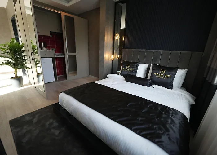 Marlen Bayraklı İzmir