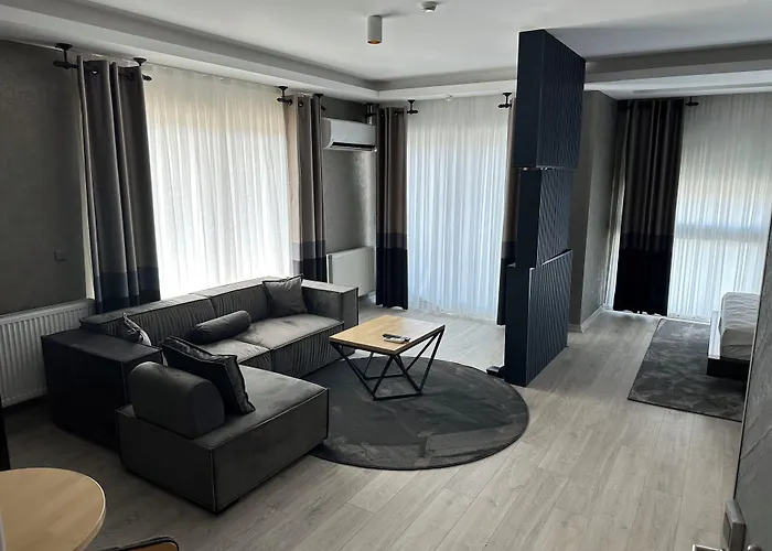 Hotel Marlen Bayrakli