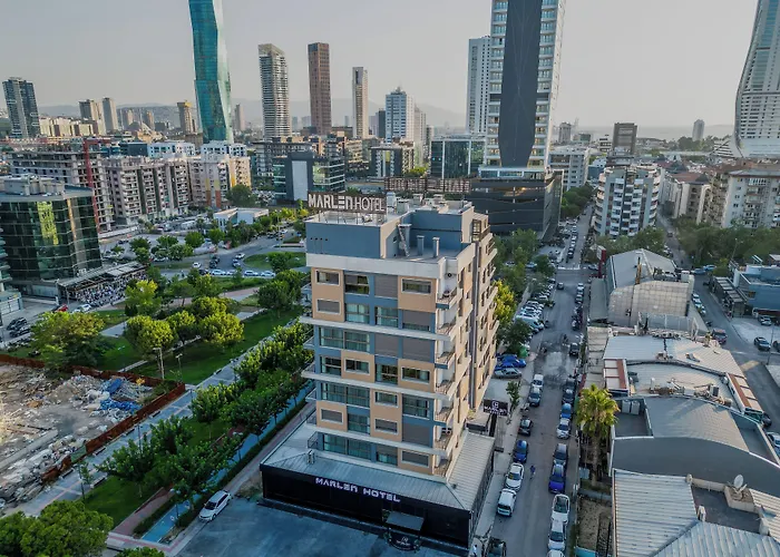 Marlen Bayraklı İzmir